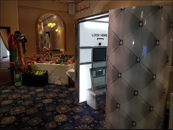 Chesterfield outer skin on the Limelite enclosed Photobooth